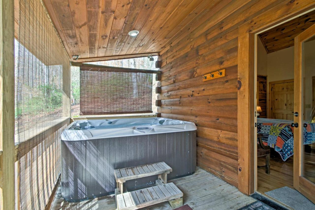 Bryson City Vacation Rental With Hot Tub And Fire Pit! Exterior photo