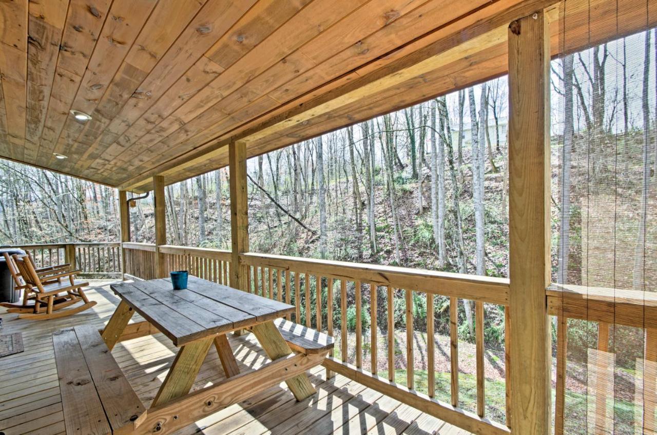 Bryson City Vacation Rental With Hot Tub And Fire Pit! Exterior photo