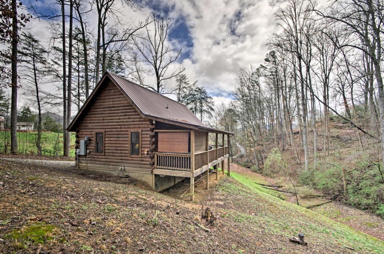 Bryson City Vacation Rental With Hot Tub And Fire Pit! Exterior photo